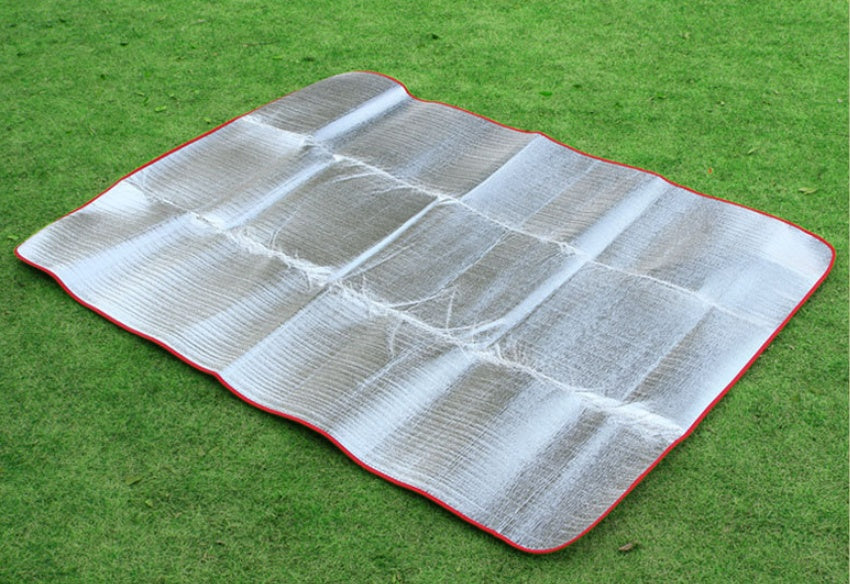 1.5 X 2m Single-sided Aluminum Foil Outdoor Moisture-proof Mat