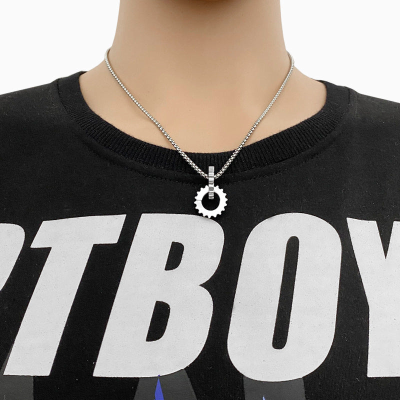 Heavy Industry Machinery Gear Personality Fashion Pendant